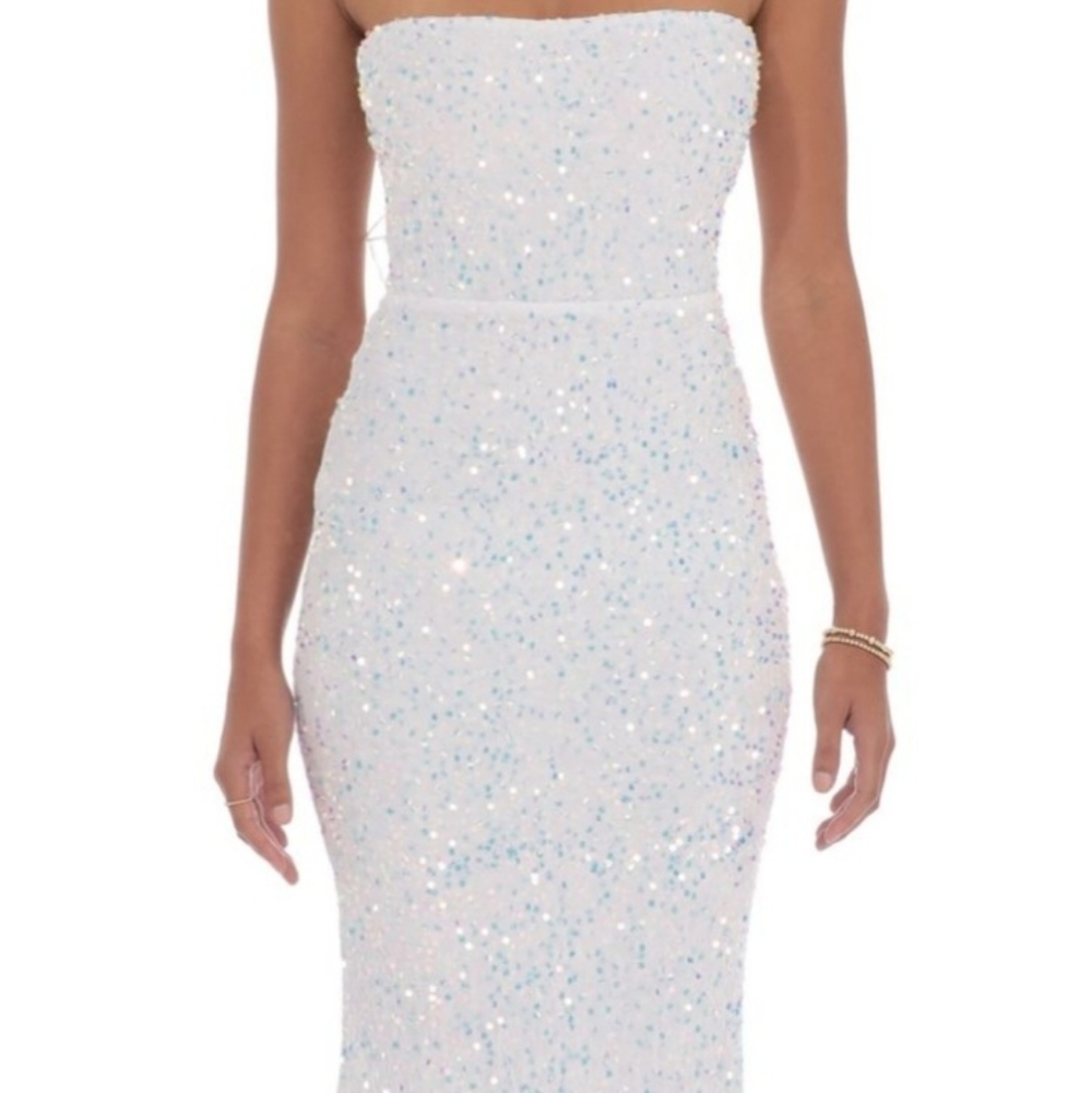 Lucy in the Sky White Sequin Dress